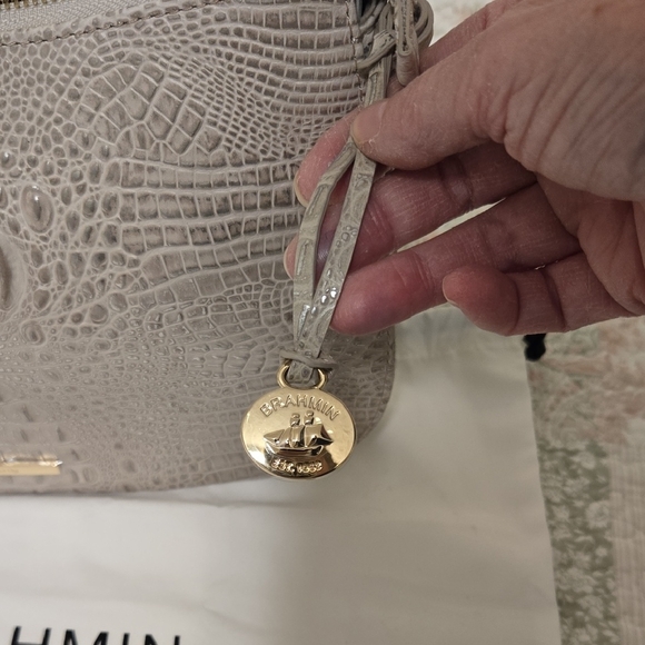 Brahmin Shayna Crossbody Bag And Ady Wallet Set In Oyster Mini Melbourne - Picture 3 of 16